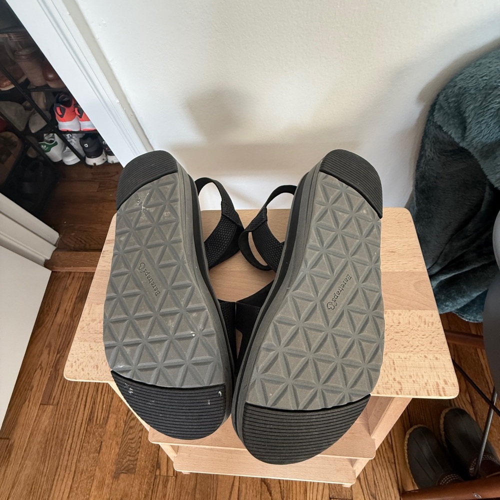 Baretraps Malyka 1-1 1/2 in Platform Strappy Sandals Woman’s 9 - Picture 6 of 6